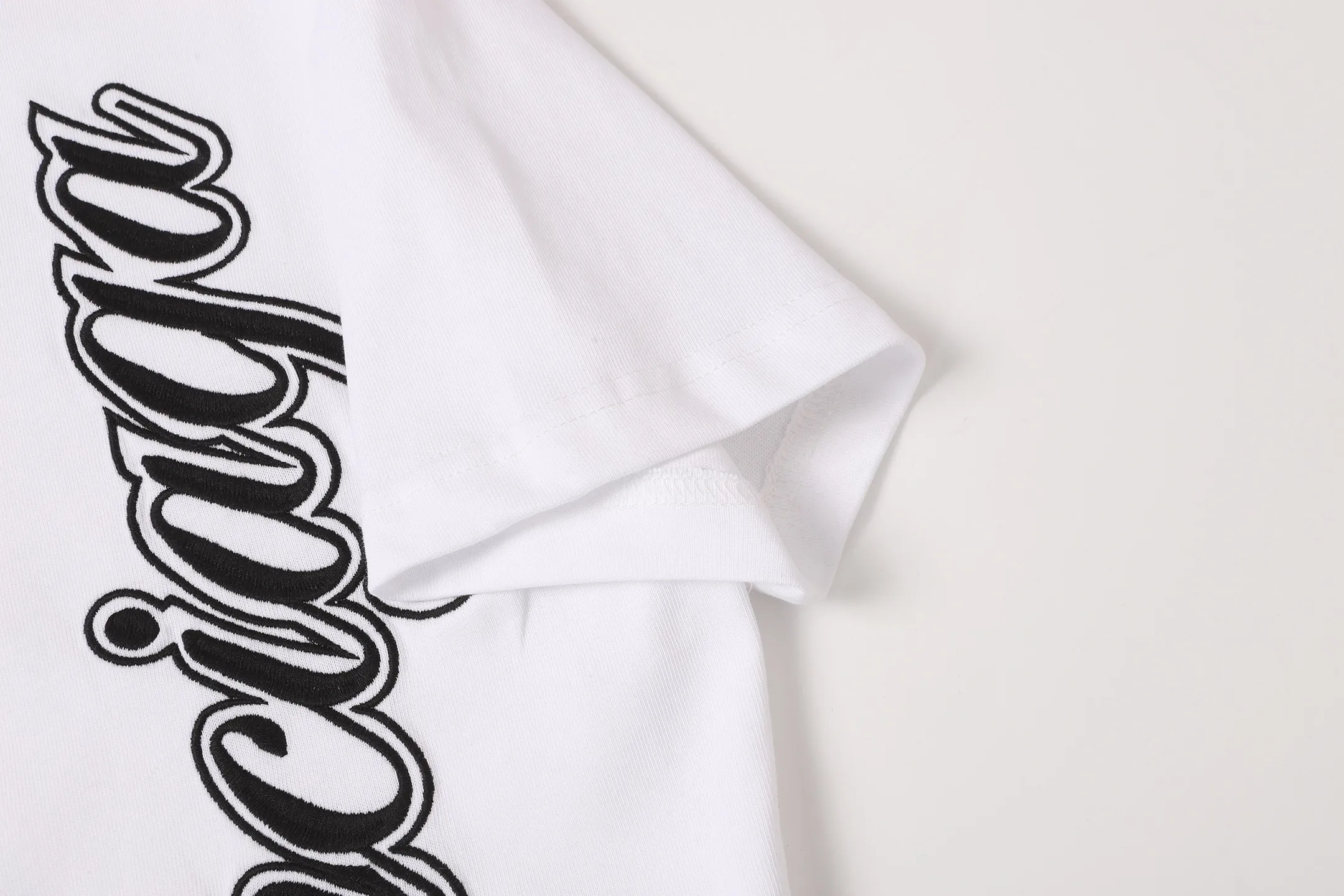 💓 P85💰 【 Quality】 ：9022# ：Black White Size：S XXL 【 . Quality】 Balenciaga Bal logo Quality 320 T Classic 2026ss Quality Versatile Quality